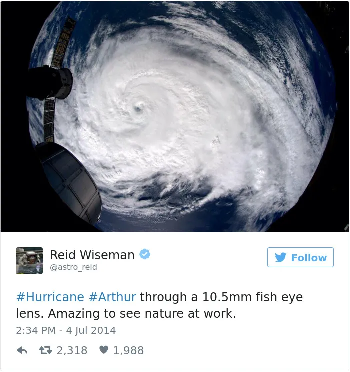 Astronaut's Tweets From Space Show That It's The Best Job In The World (119 Pics)