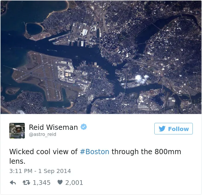 Astronaut's Tweets From Space Show That It's The Best Job In The World (119 Pics)