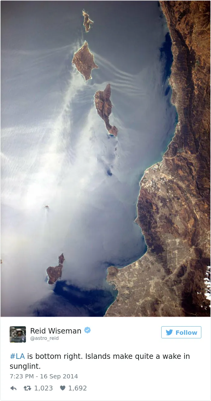 Astronaut's Tweets From Space Show That It's The Best Job In The World (119 Pics)