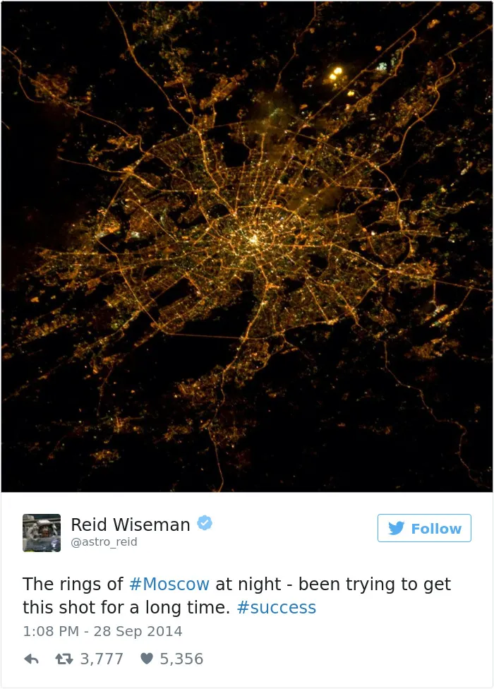 Astronaut's Tweets From Space Show That It's The Best Job In The World (119 Pics)