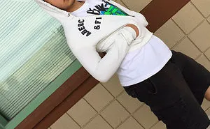 Men Are Fighting Back Against Girlfriends Stealing Their Hoodies