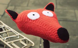 These Warming Seat Covers Encourage You To Bike In Winter To Fight Smog