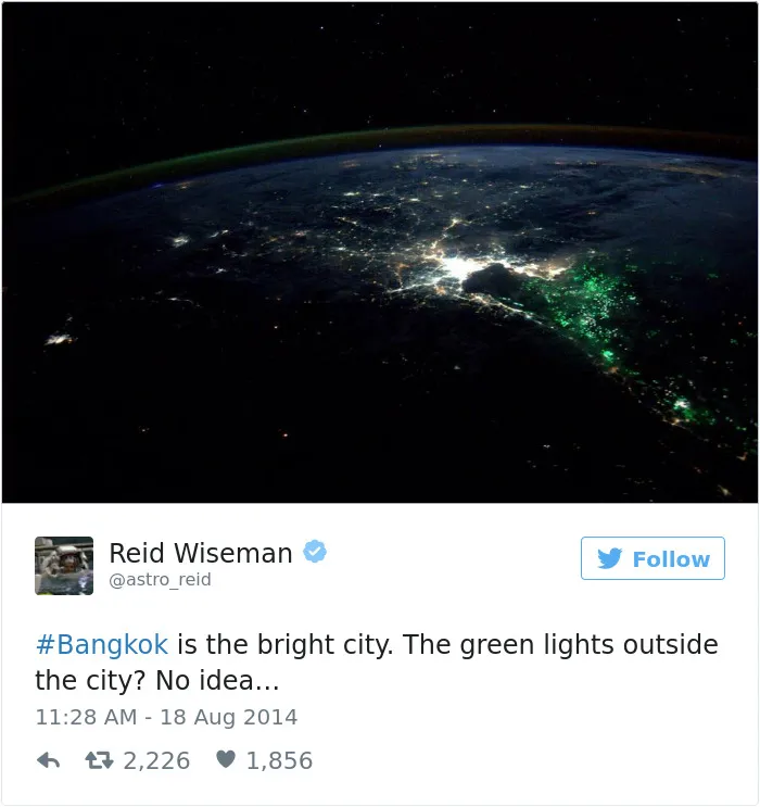 Astronaut's Tweets From Space Show That It's The Best Job In The World (119 Pics)