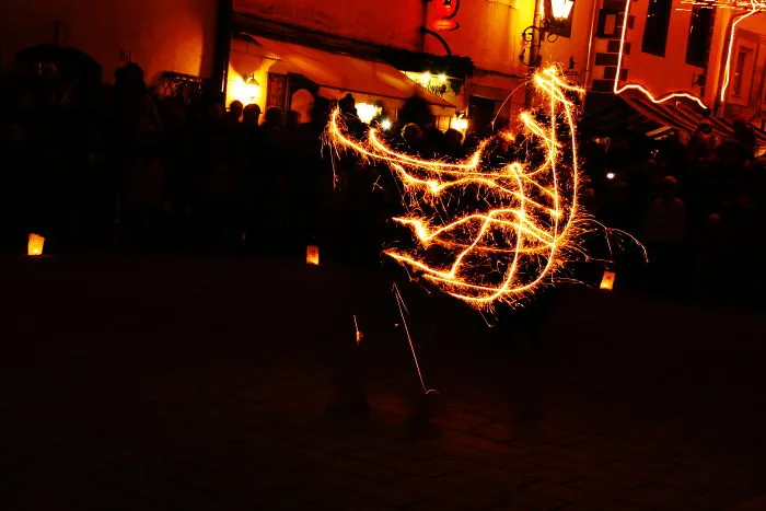The Game Of Fire - Street Performance