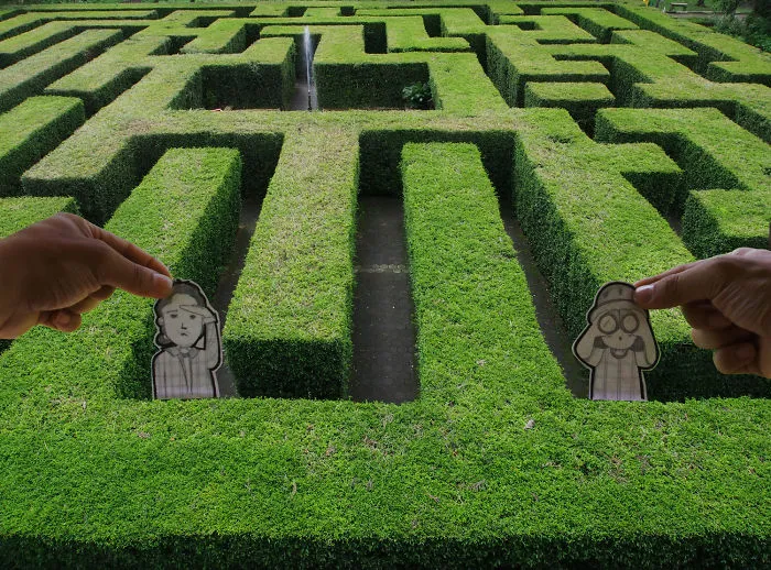 Abang & Neng Got Lost Before They Found Each Other. And A Way Out From The Maze!