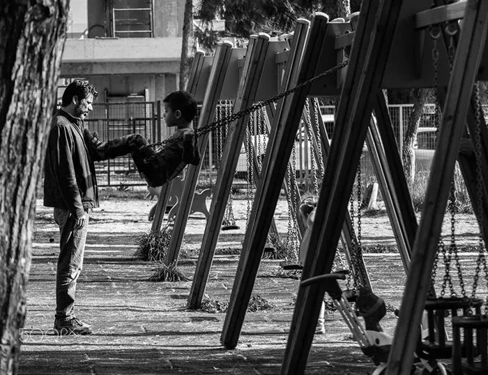 191 Perfectly Timed Street Photography Shots That Show Timing Is Everything