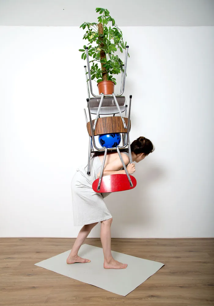 Pillars Of Home: I Balance Household Objects Into Floor-To-Ceiling Sculptures (Part 2)
