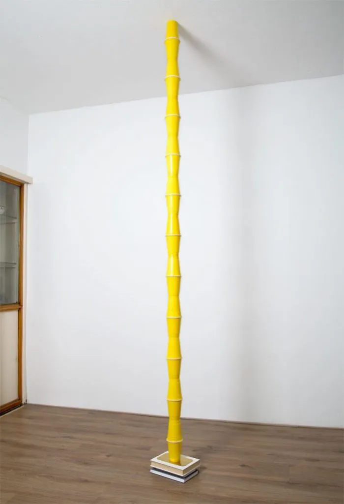 Pillars Of Home: I Balance Household Objects Into Floor-To-Ceiling Sculptures (Part 2)
