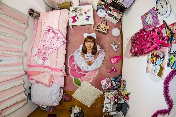 Tokyo, Japan, Ryoko, 25-Year-Old Information Technology Engineer