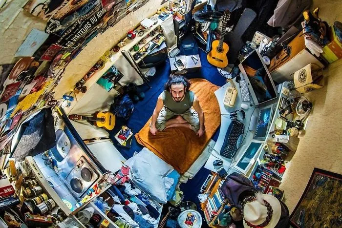 Paris, France, Joseph, 30-Year-Old Artist