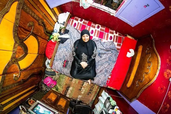 Cairo, Egypt, Azza, 19-Year-Old Homemaker