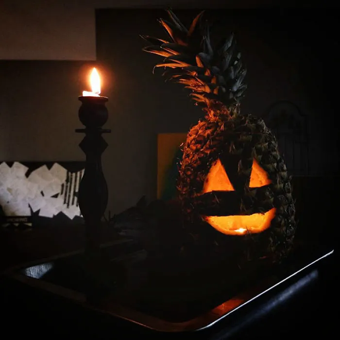 People Are Carving Pineapples For This Halloween, And They Look Pretty Awesome