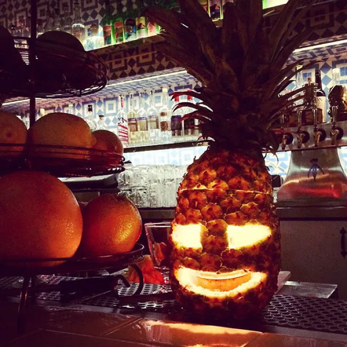 People Are Carving Pineapples For This Halloween, And They Look Pretty Awesome