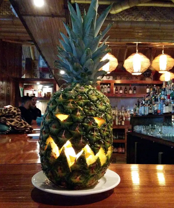 People Are Carving Pineapples For This Halloween, And They Look Pretty Awesome