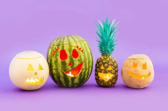 People Are Carving Pineapples For This Halloween, And They Look Pretty Awesome