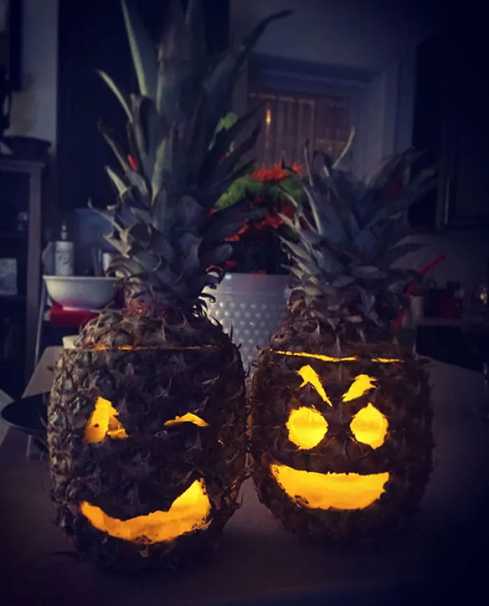 People Are Carving Pineapples For This Halloween, And They Look Pretty Awesome
