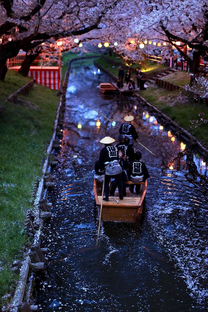 Top 147 Japan Street Photography Shots That Capture The Rarely Seen Side Of The Land Of The Rising Sun