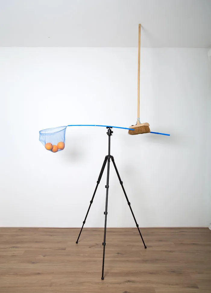 Pillars Of Home: I Balance Household Objects Into Floor-To-Ceiling Sculptures (Part 2)
