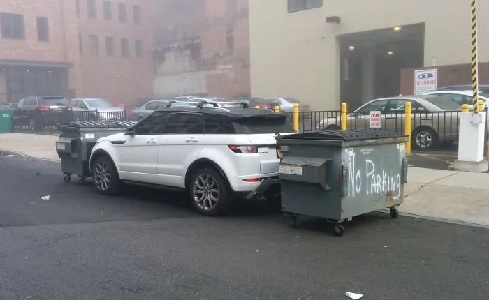 37 Of The Best Notes Left For Asshole Drivers Who Don't Know How To Park