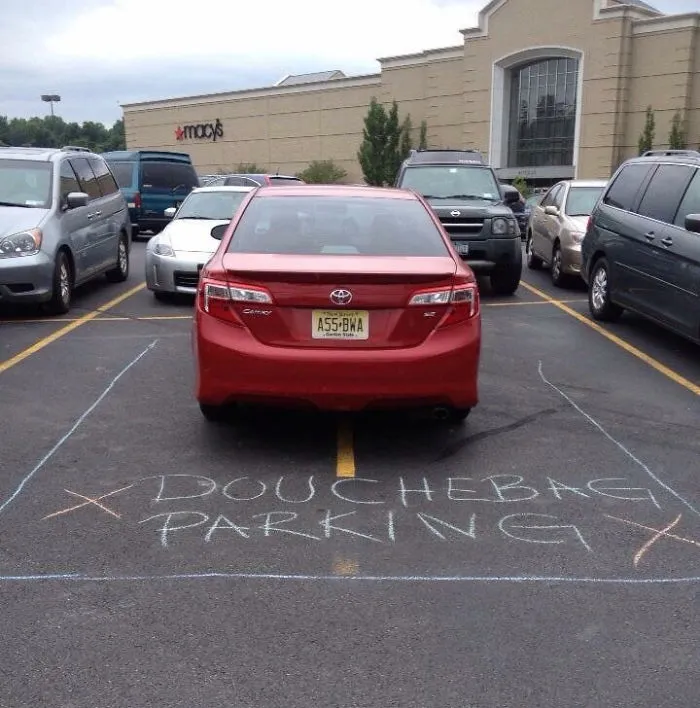 37 Of The Best Notes Left For Asshole Drivers Who Don't Know How To Park