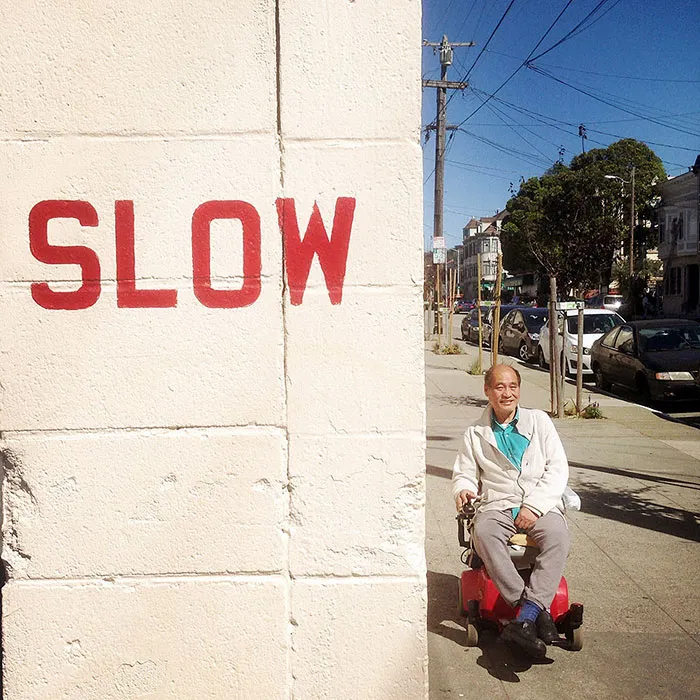 191 Perfectly Timed Street Photography Shots That Show Timing Is Everything