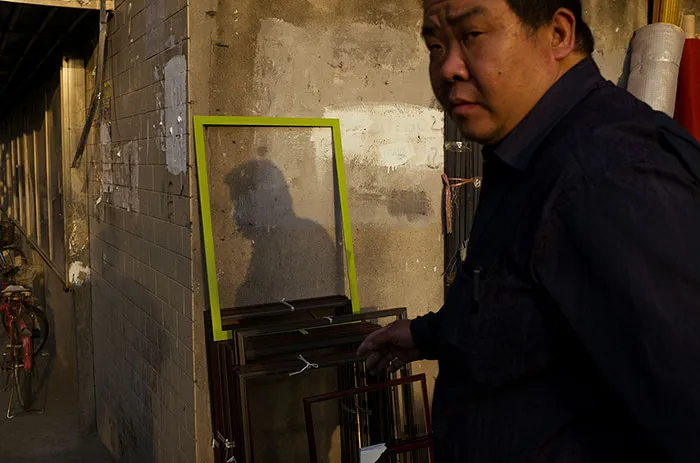 191 Perfectly Timed Street Photography Shots That Show Timing Is Everything