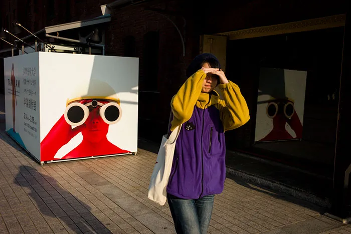 191 Perfectly Timed Street Photography Shots That Show Timing Is Everything