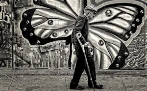 191 Perfectly Timed Street Photography Shots That Show Timing Is Everything