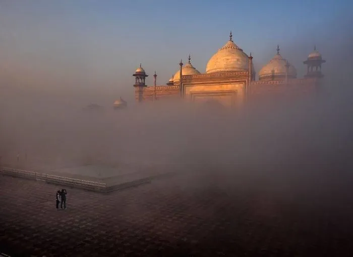 Taj Mahal Side Mosque (Remarkable Award In Architecture Category)