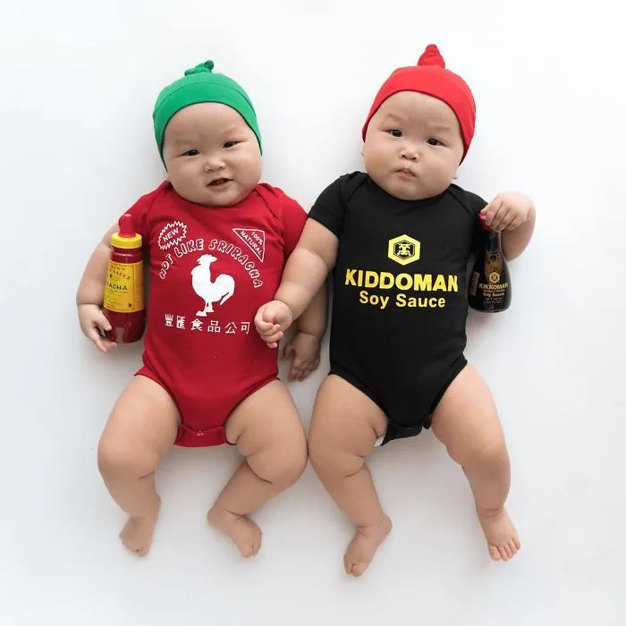 These Miracle Momo Twins Have The Cutest Matching Outfits Ever