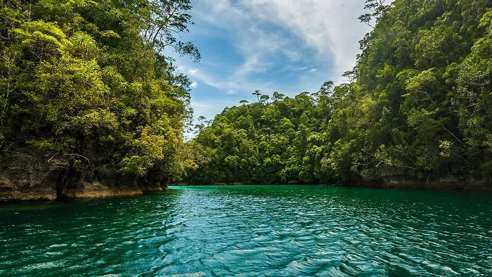 Sohoton Cove