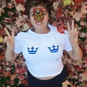 Julia Golden