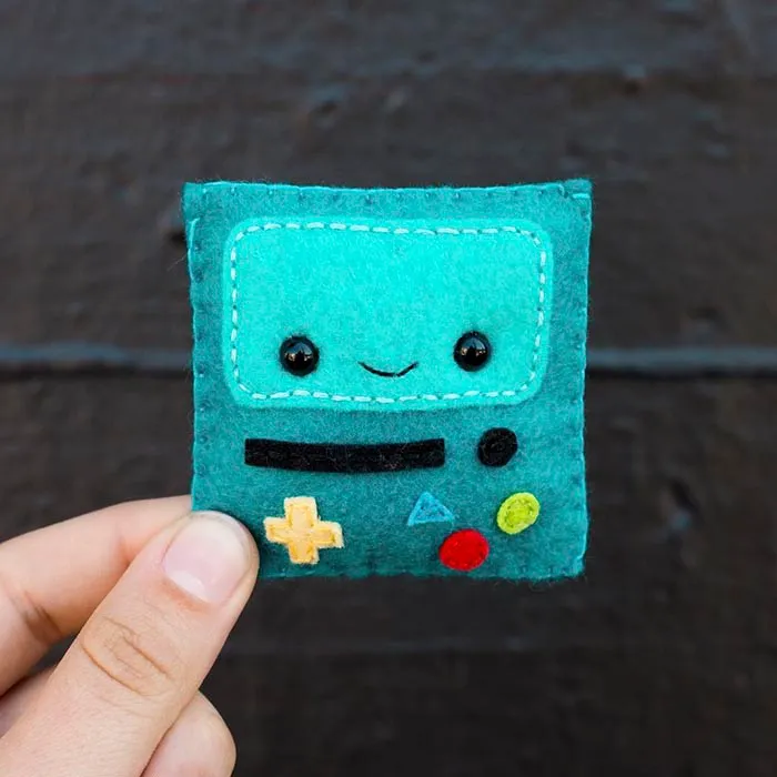 Artist Felts 100 Cute Faces For 100 Straight Days