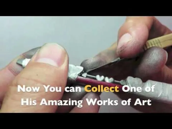 This Artist Carves Mini-Sculptures Out Of Pencil Lead!
