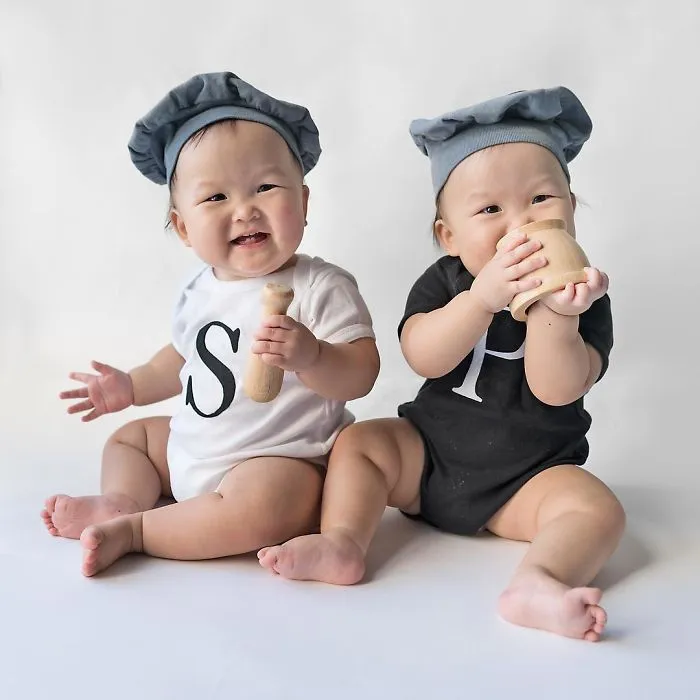 These Miracle Momo Twins Have The Cutest Matching Outfits Ever