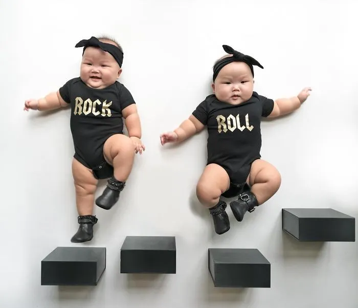 These Miracle Momo Twins Have The Cutest Matching Outfits Ever