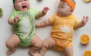 These Miracle Momo Twins Have The Cutest Matching Outfits Ever