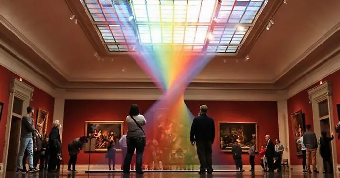 Man-Made Rainbow Trapped Inside This Gallery Is Made Of 1000s Of Colored Threads