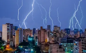 I Captured 14 Lightening Bolts In One Photo During An Unusual Storm In São Paulo