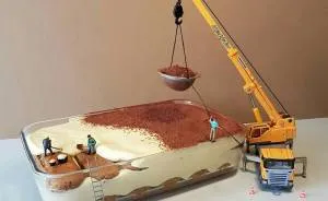 Italian Pastry Chef Creates Miniature Worlds With Desserts