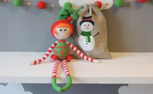 Little Story About Xmas Elf By Colored Yarn