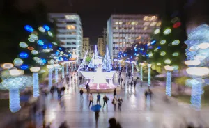 Using Plastic Lens, I Captured How December Nights Feel In Athens, Greece