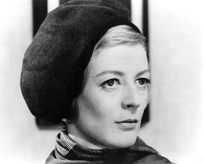 17 Beautiful Throwback Pics Of Dame Maggie Smith