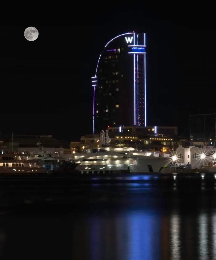76 Hilarious Reactions To The Disappointing Supermoon