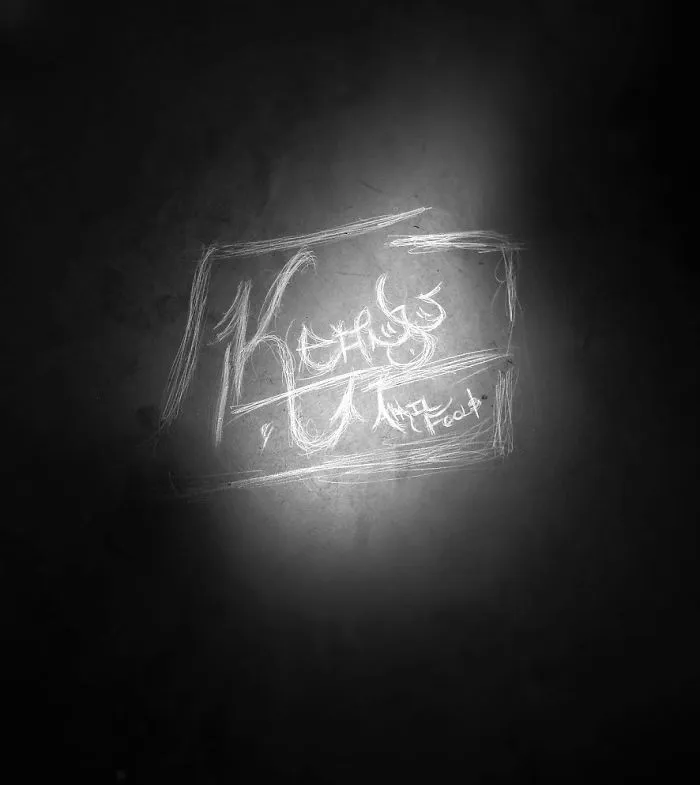 Artwork On School Tables