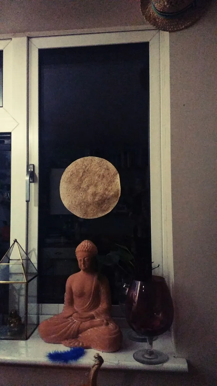 76 Hilarious Reactions To The Disappointing Supermoon