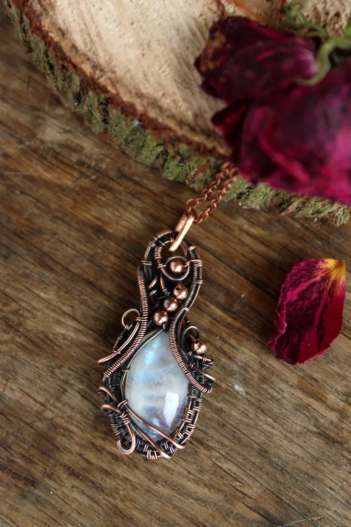 Rainbow Moonstone Pendant
