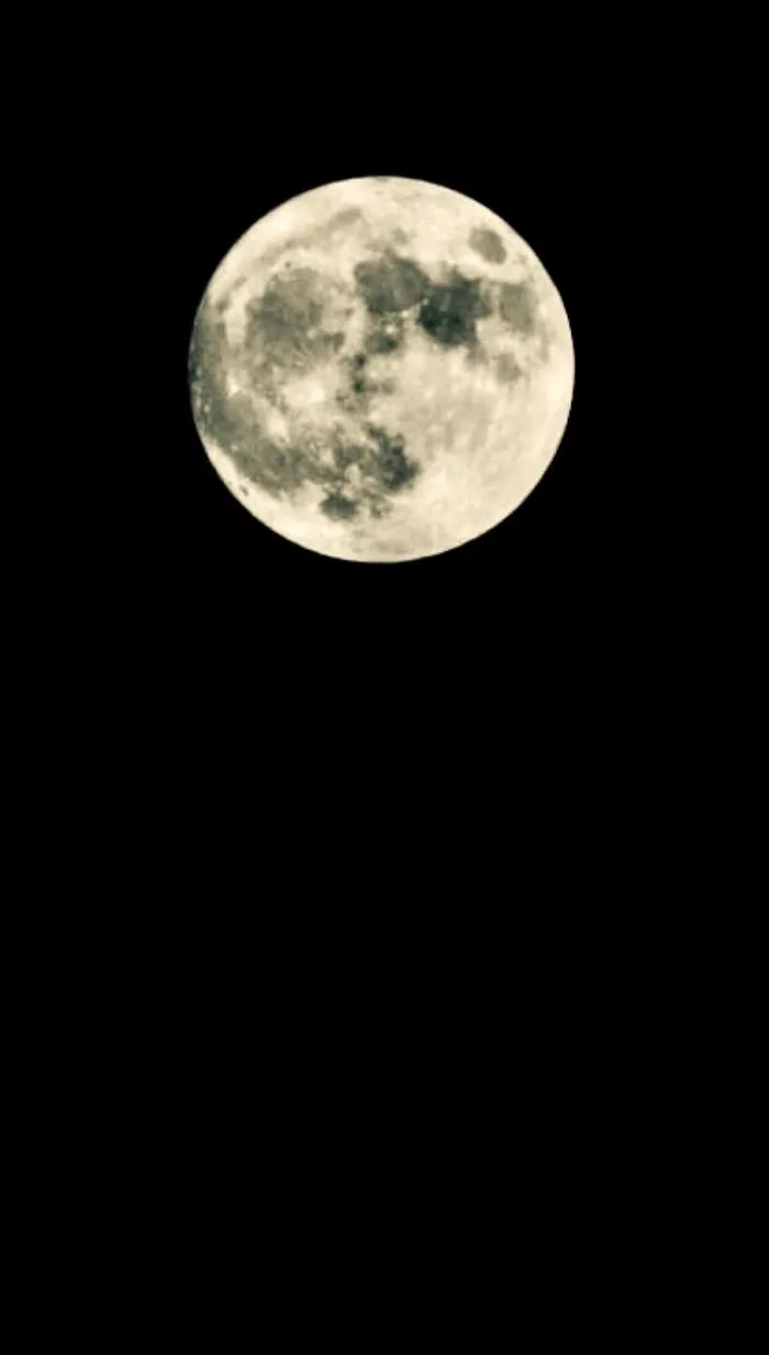 76 Hilarious Reactions To The Disappointing Supermoon