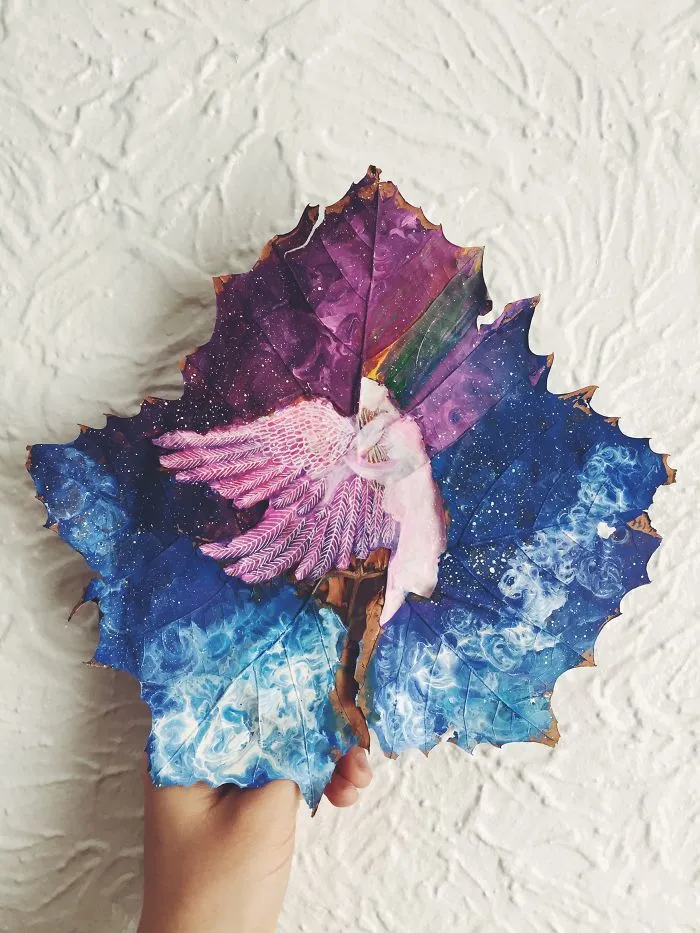 I Paint On Fallen Autumn Leaves