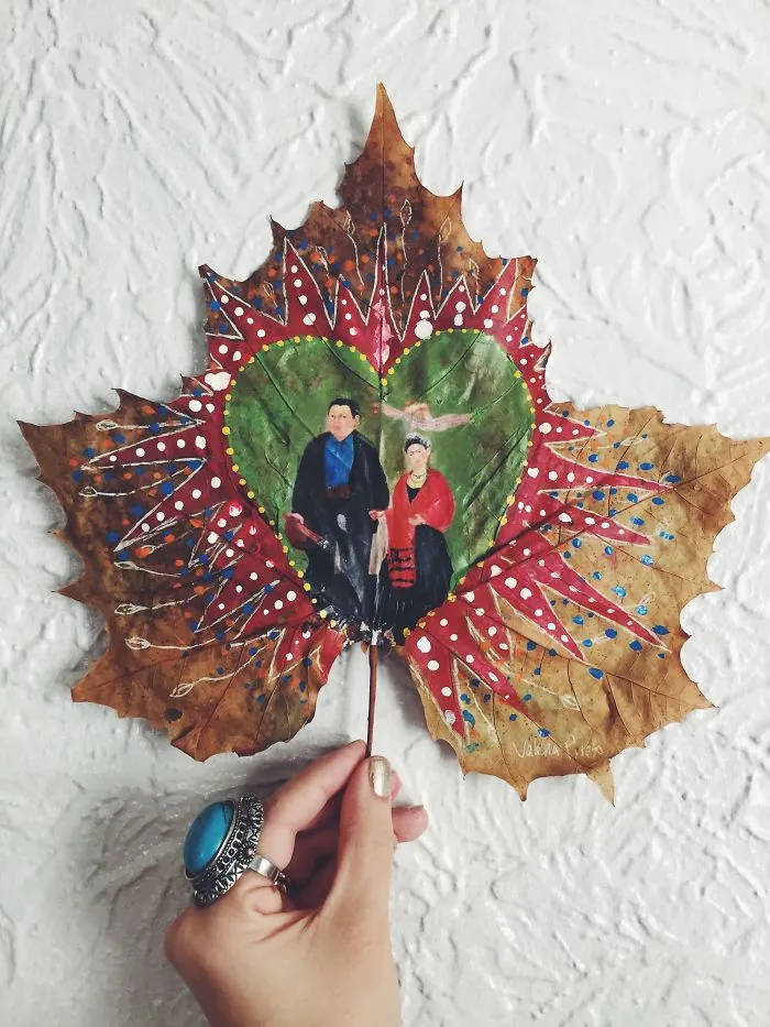 I Paint On Fallen Autumn Leaves